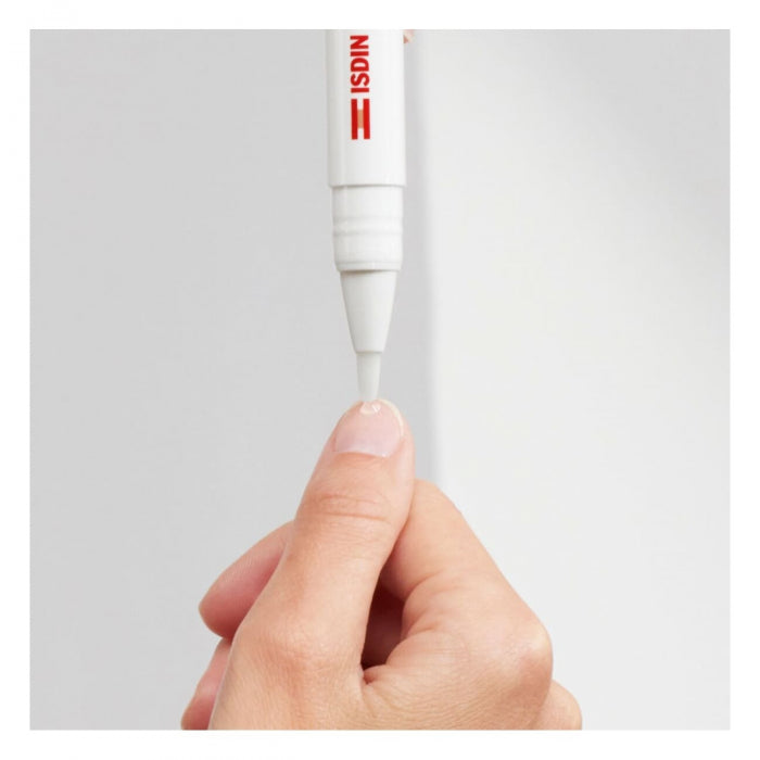 ISDIN SI-Nails MicoXpert MD 4.5ml - Image 2